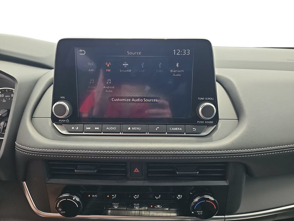Used 2025 Nissan Rogue S FWD image 21