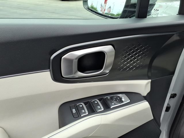 Used 2025 Kia Sorento S w/ Panoramic Sunroof Package AWD/4WD image 13