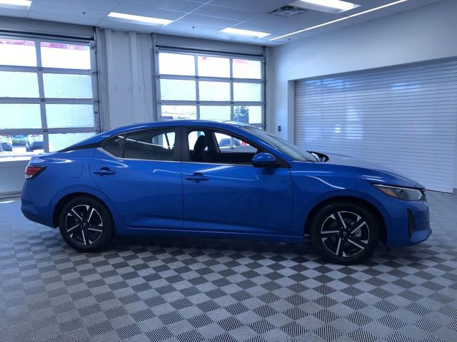 Used 2025 Nissan Sentra SV FWD image 34