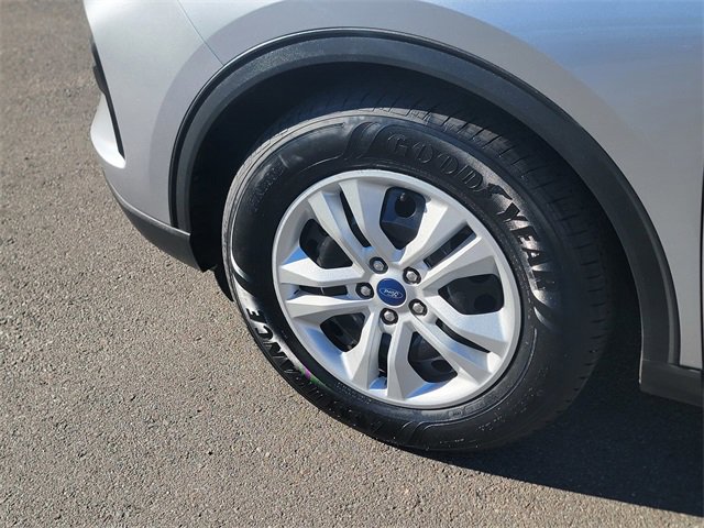 Used 2023 Ford Escape FWD image 5