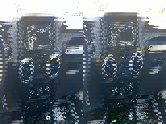 Certified 2018 Jeep Wrangler Unlimited Sahara w/ Connectivity Group image 12