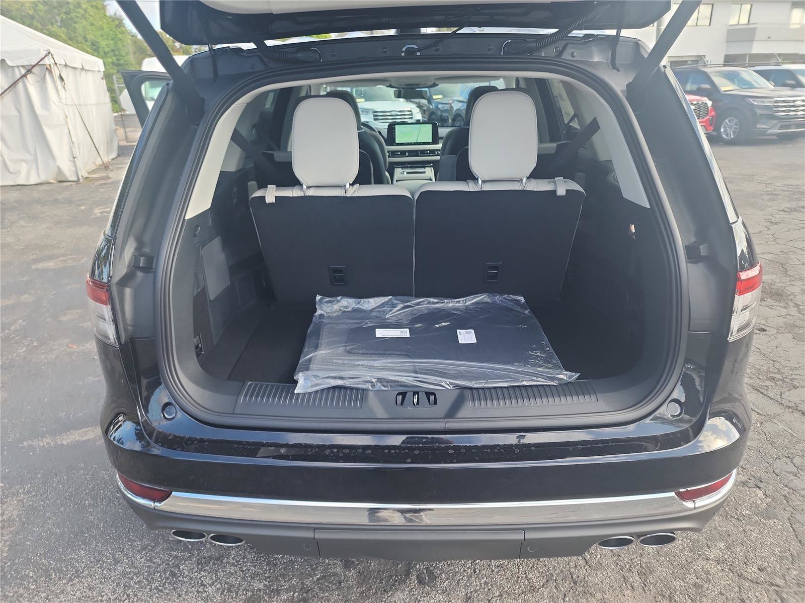 New 2026 Lincoln Aviator Reserve AWD/4WD image 19