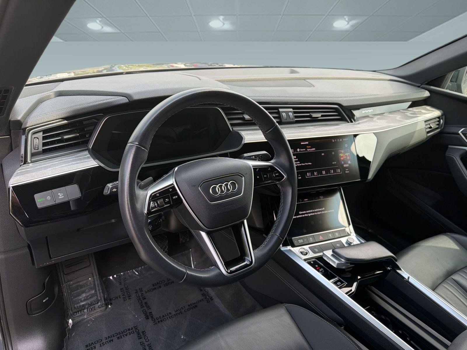 Used 2024 Audi Q8 e-tron Premium AWD/4WD image 4