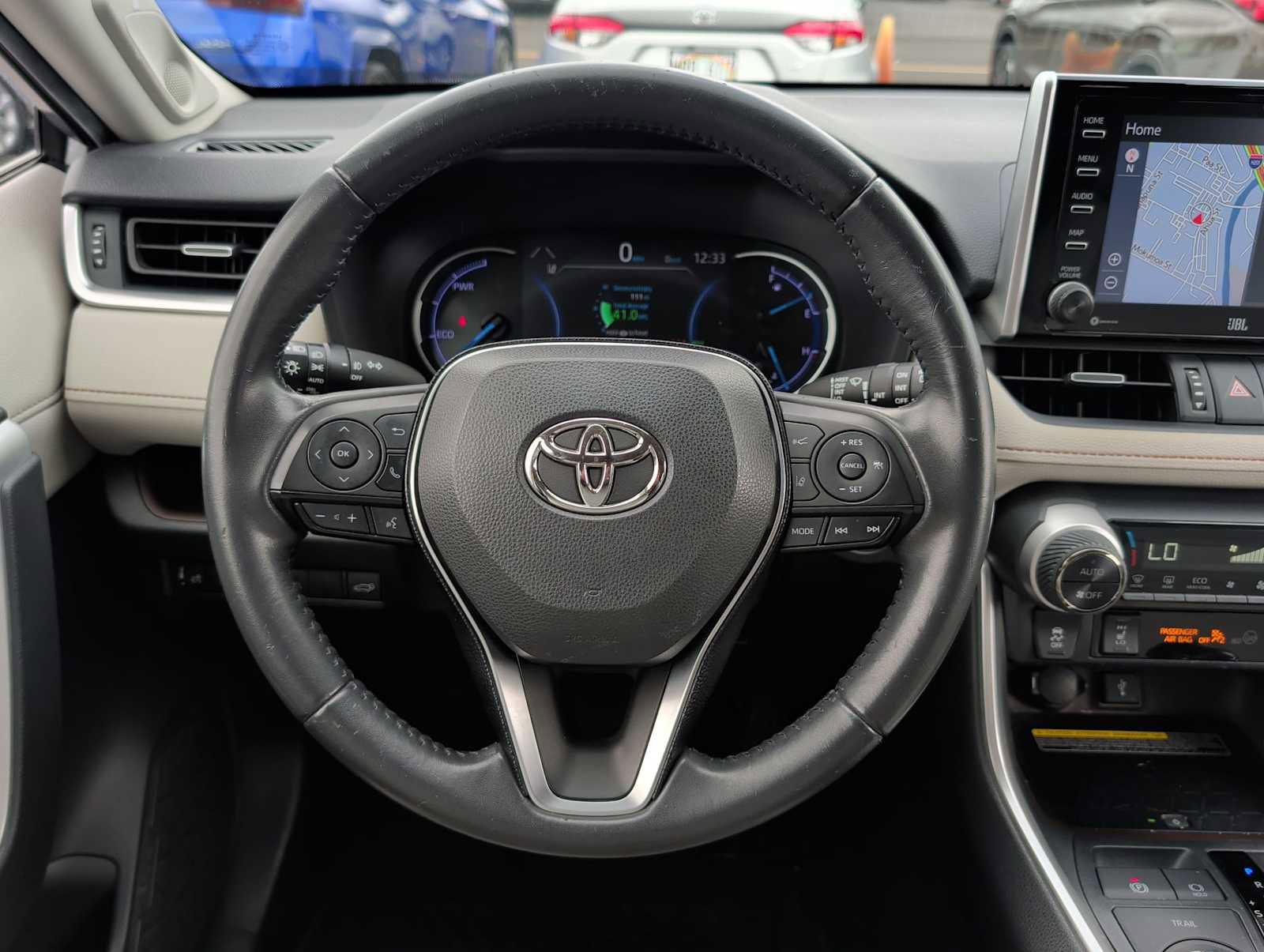 Used 2020 Toyota RAV4 Limited image 11