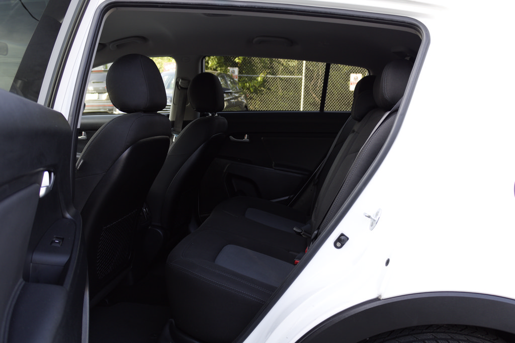 Used 2016 Kia Sportage LX AWD/4WD image 26