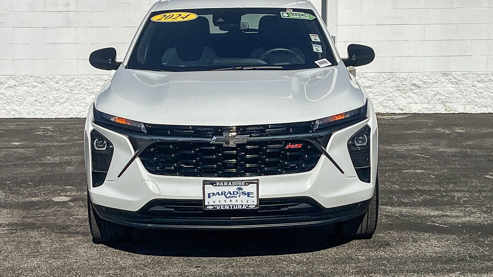 Used 2024 Chevrolet Trax RS w/ Driver Confidence Package image 2