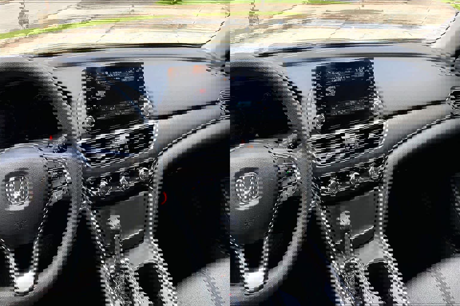 Used 2019 Honda Accord EX image 7