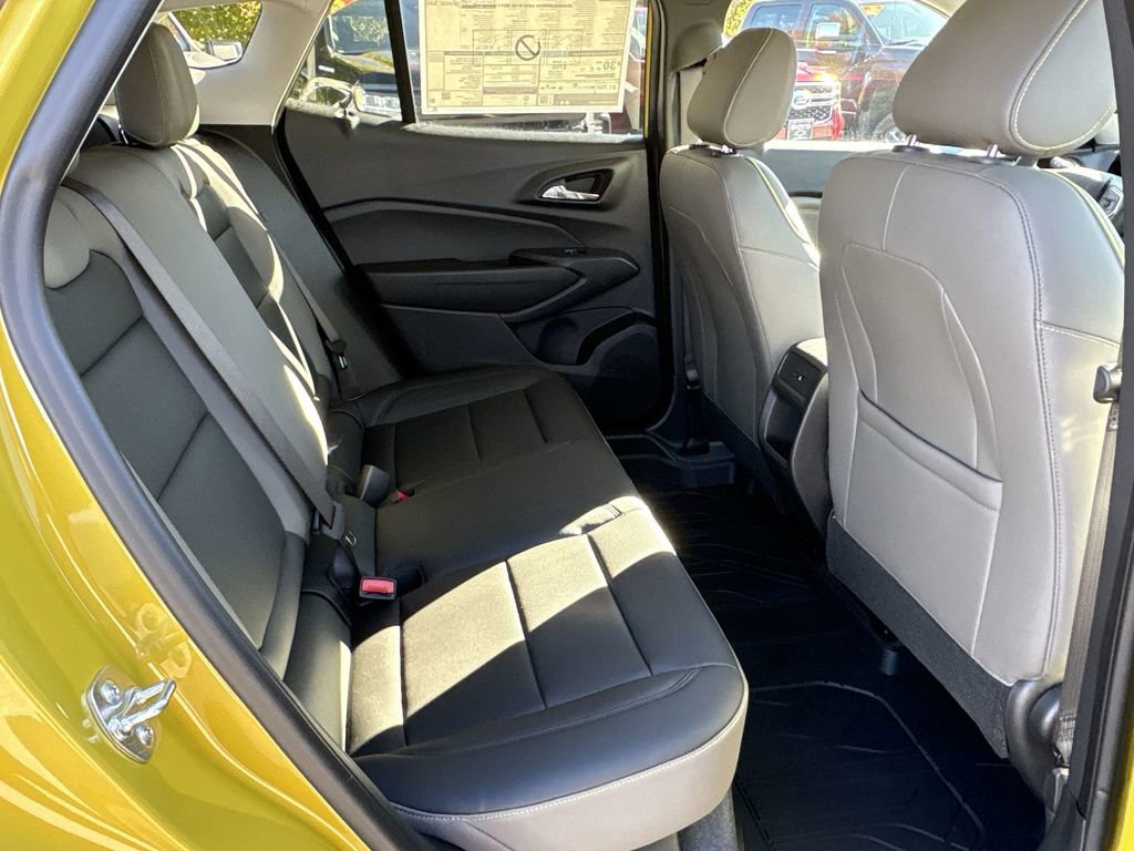 New 2025 Chevrolet Trax ACTIV w/ Driver Confidence Package image 27