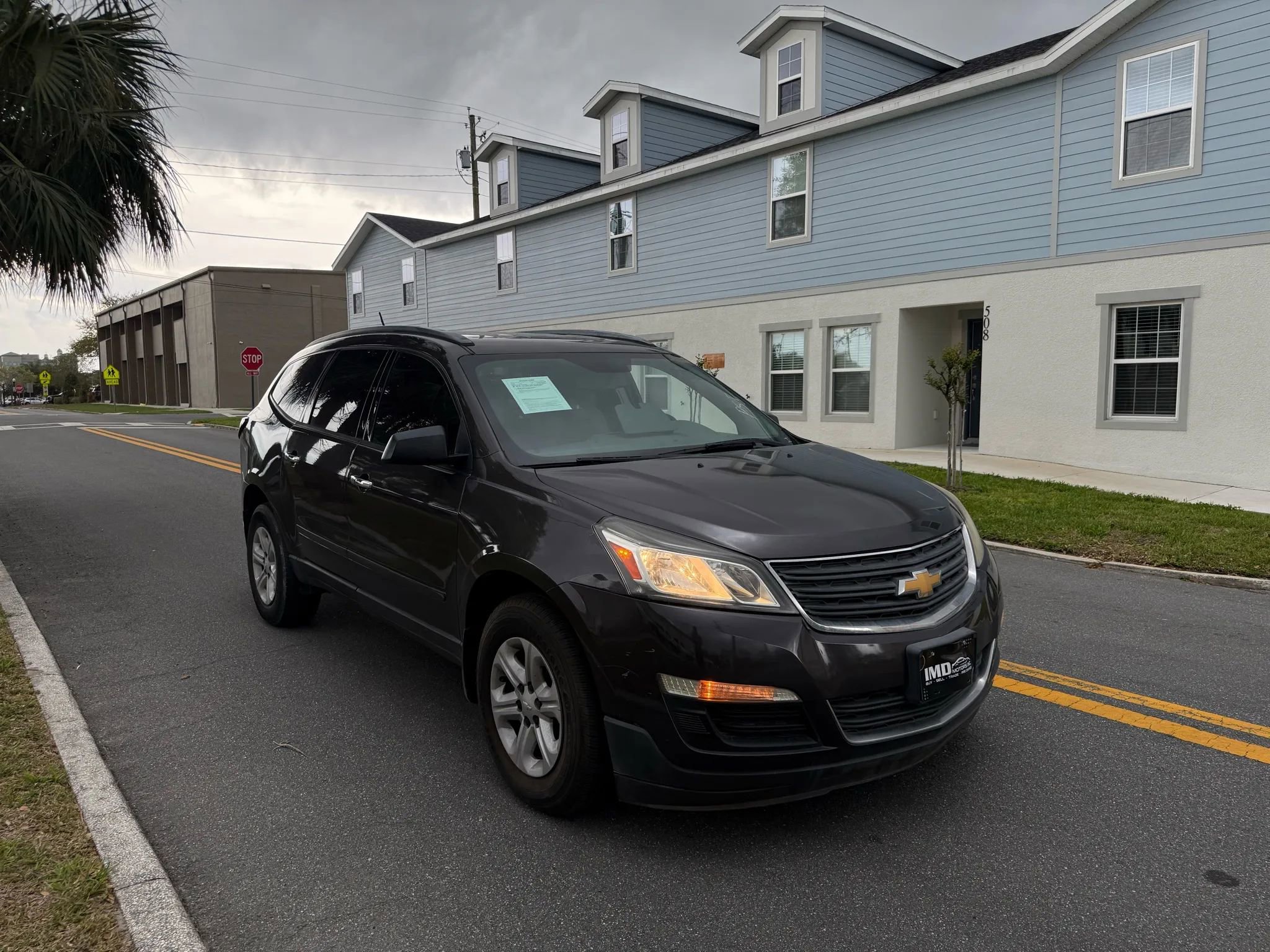 Used 2017 Chevrolet Traverse LS FWD image 3