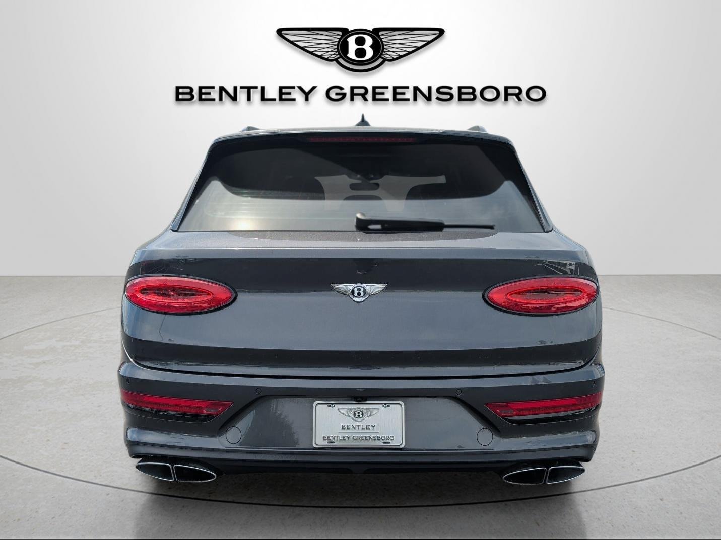 Used 2022 Bentley Bentayga AWD/4WD image 13