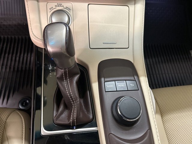 Used 2017 Lexus ES 350 w/ Premium Package image 14