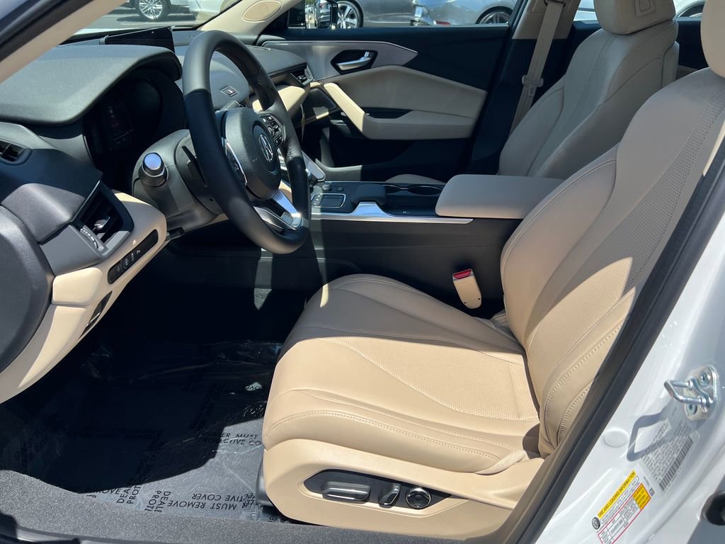 Certified 2025 Acura TLX w/ Technology Package image 13