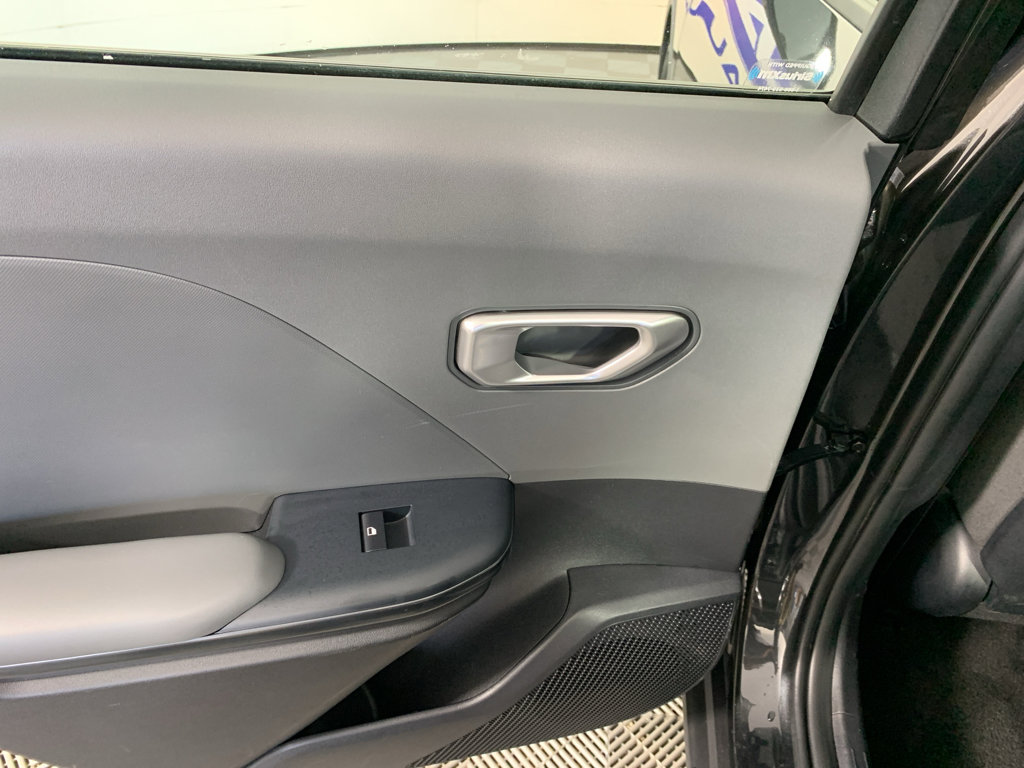 Used 2025 Kia K4 FWD image 31
