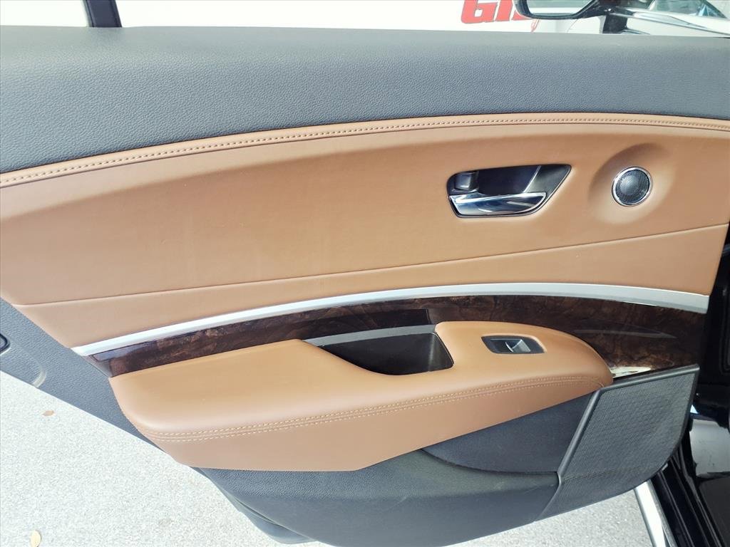 Used 2018 Acura RLX w/ Technology Package image 11