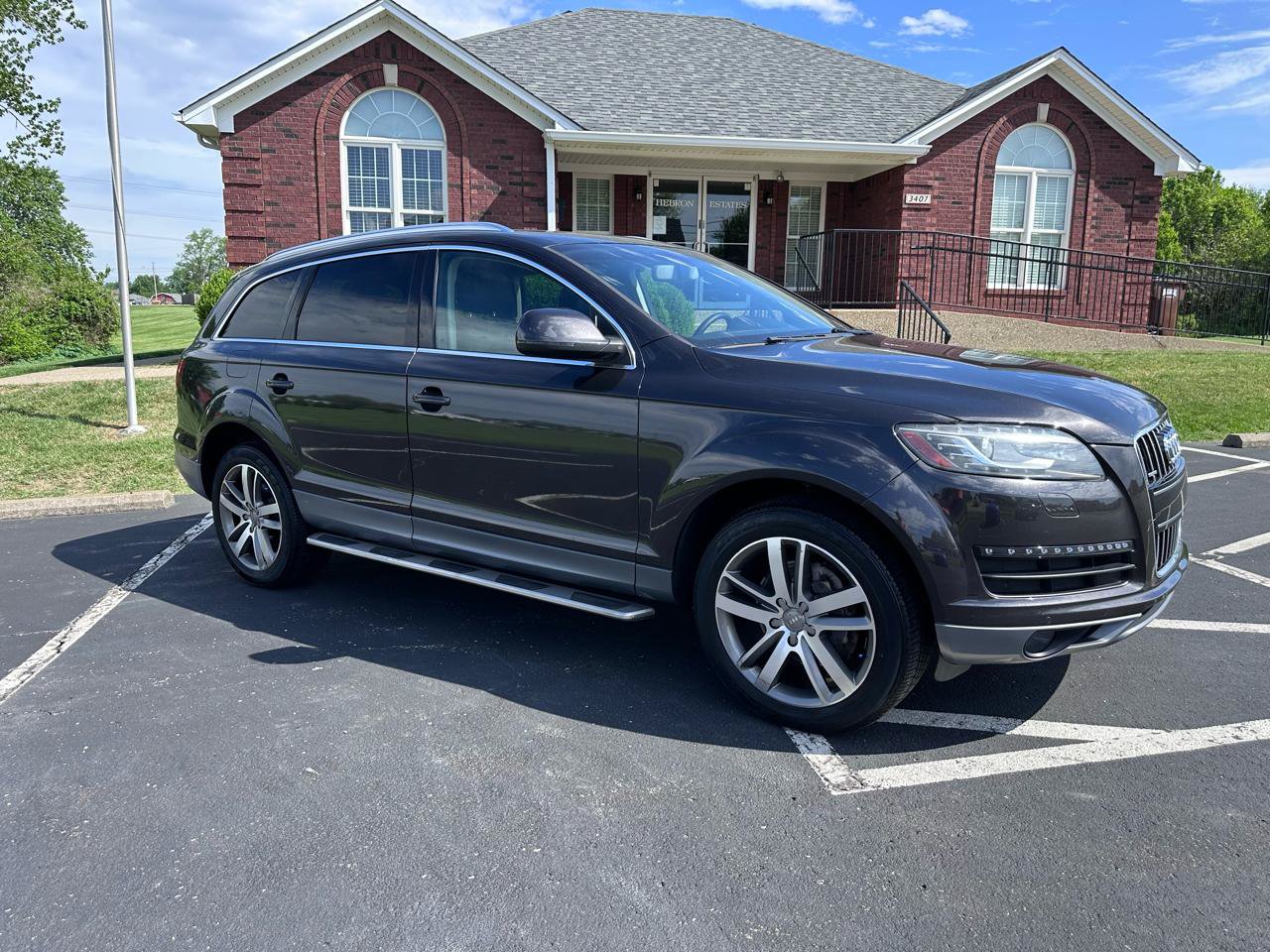 Used 2010 Audi Q7 3.6 Premium Plus AWD/4WD image 11