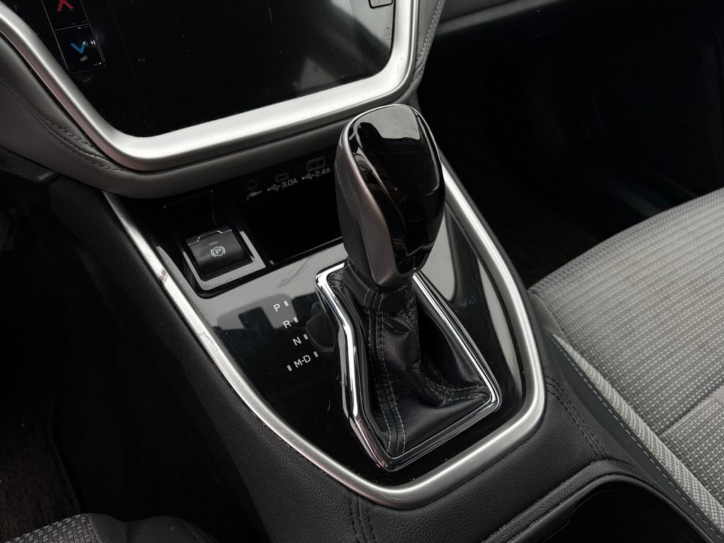 Used 2023 Subaru Outback Premium image 26