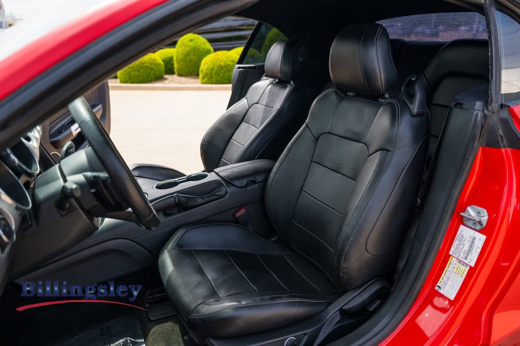 Used 2016 Ford Mustang Premium image 10