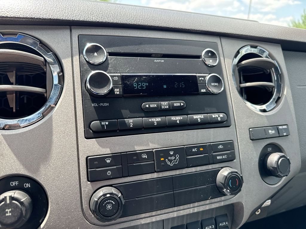 Used 2015 Ford F250 XLT w/ XLT Interior Package RWD image 14