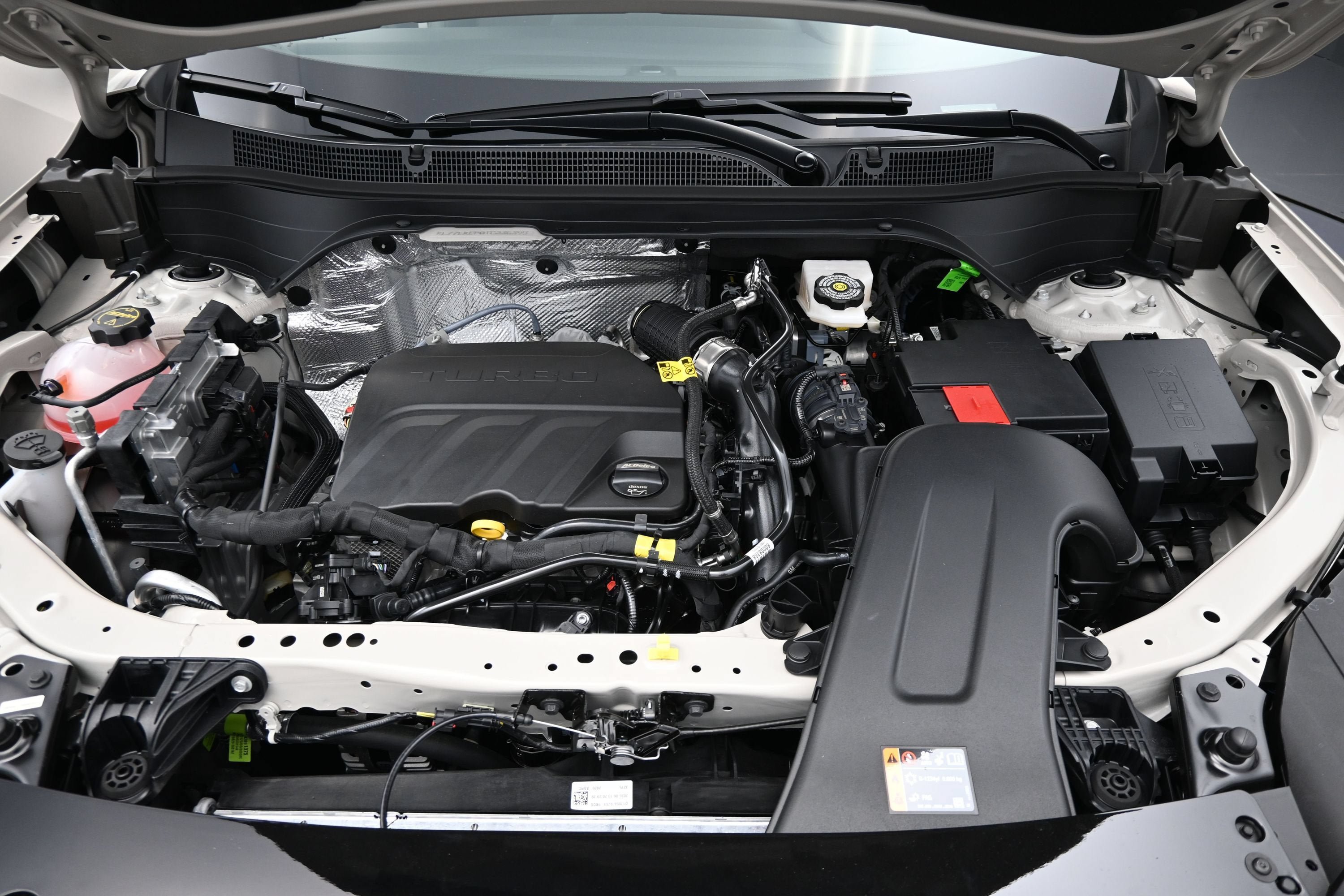 New 2026 Chevrolet Trax ACTIV w/ Driver Confidence Package FWD image 32