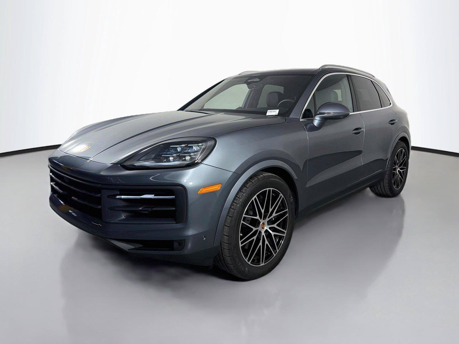 Certified 2026 Porsche Cayenne AWD/4WD image 1