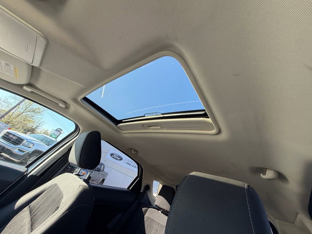Used 2018 Ford EcoSport SE w/ SE Convenience Package AWD/4WD image 16
