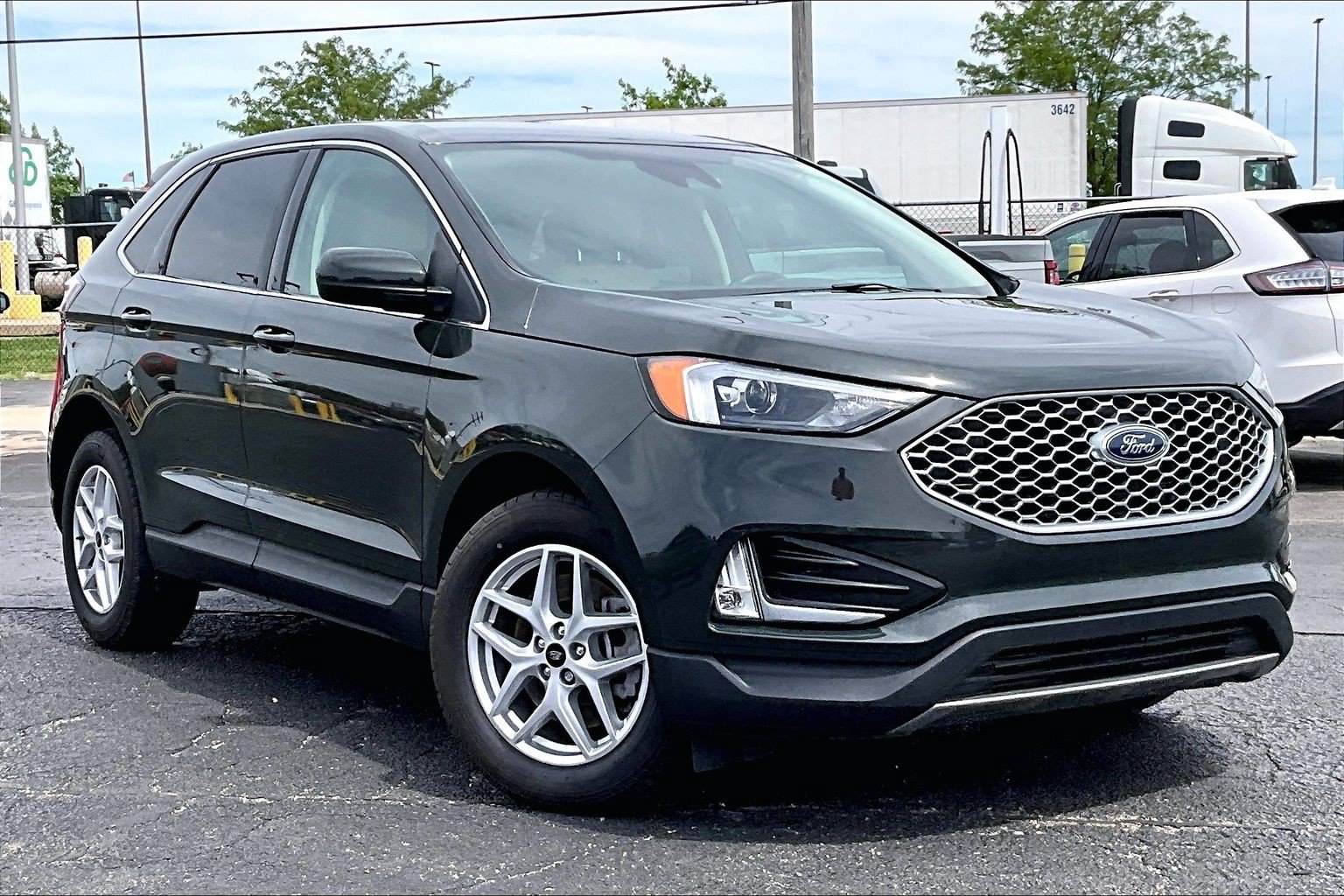 Used 2024 Ford Edge SEL w/ Convenience Package AWD/4WD image 36