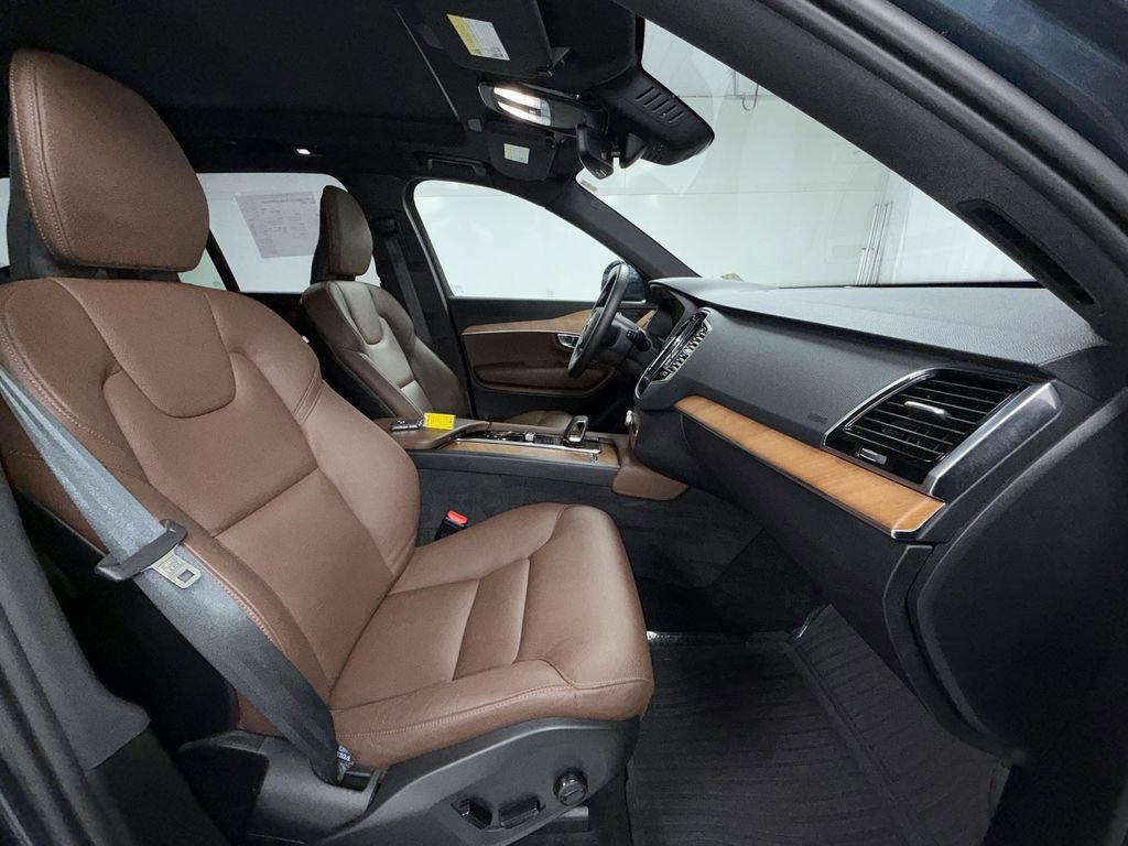 Used 2024 Volvo XC90 T8 Plus w/ Protection Package image 11