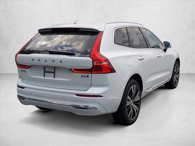 Used 2023 Volvo XC60 B5 Plus w/ Climate Package AWD/4WD image 5