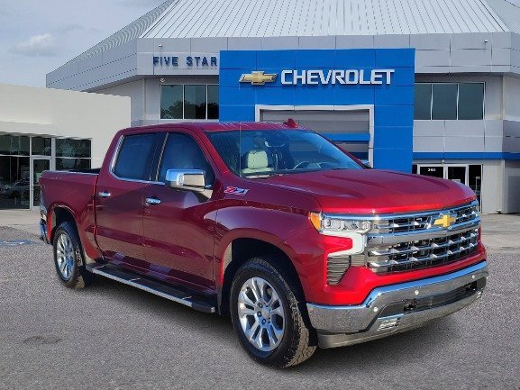 Used 2025 Chevrolet Silverado 1500 LTZ w/ LTZ Premium Package