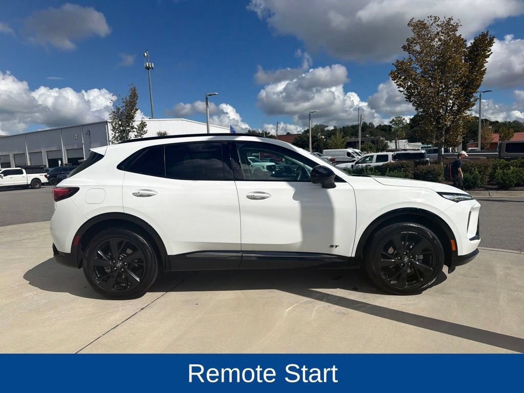 Used 2025 Buick Envision Sport Touring AWD/4WD image 12