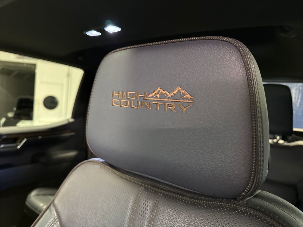 Used 2023 Chevrolet Silverado 1500 High Country w/ High Country Premium Package AWD/4WD image 30