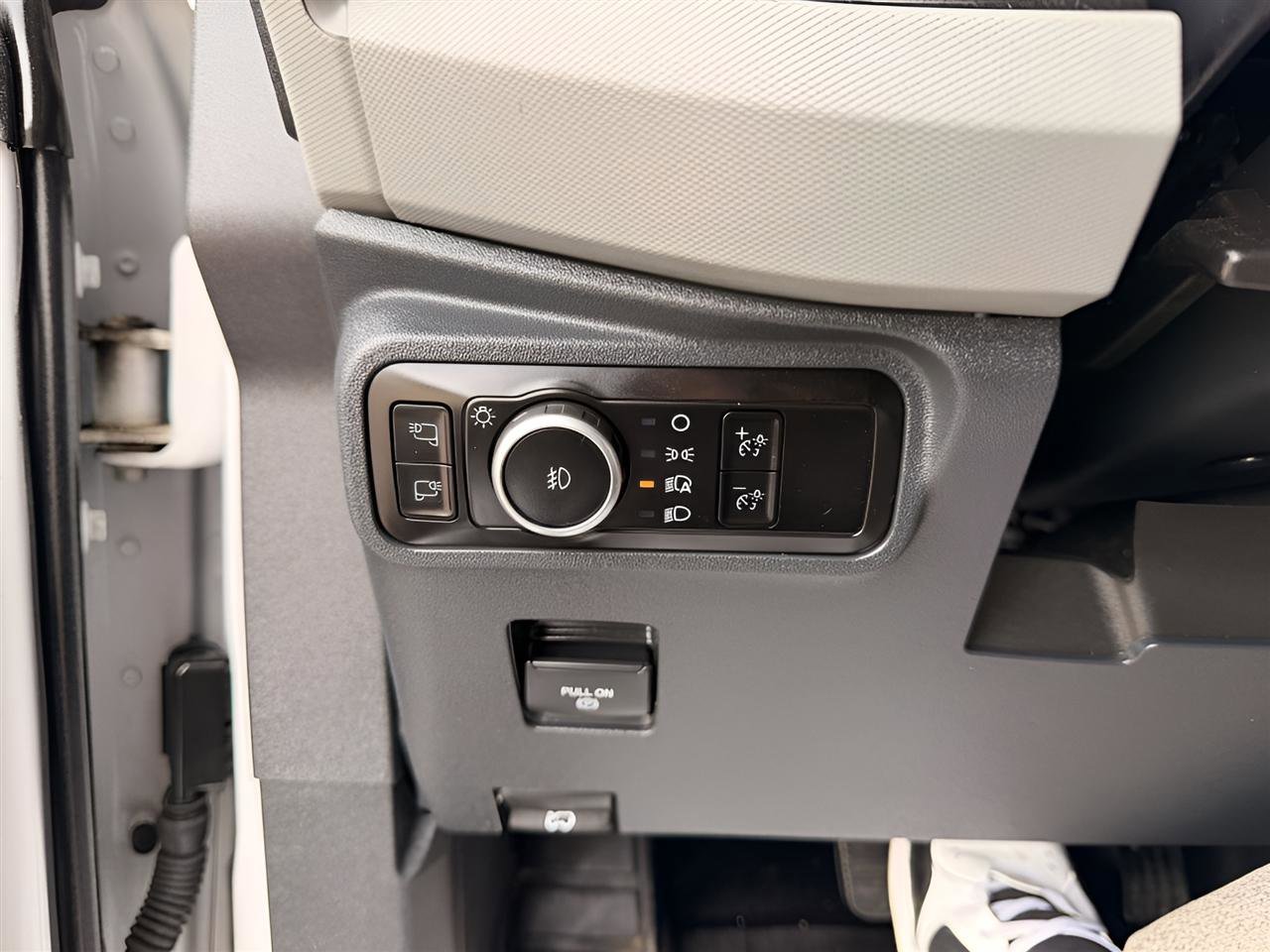 Used 2023 Ford Bronco Badlands image 29