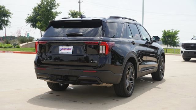 Used 2025 Ford Explorer ST-Line w/ ST-Line Street Pack AWD/4WD image 9