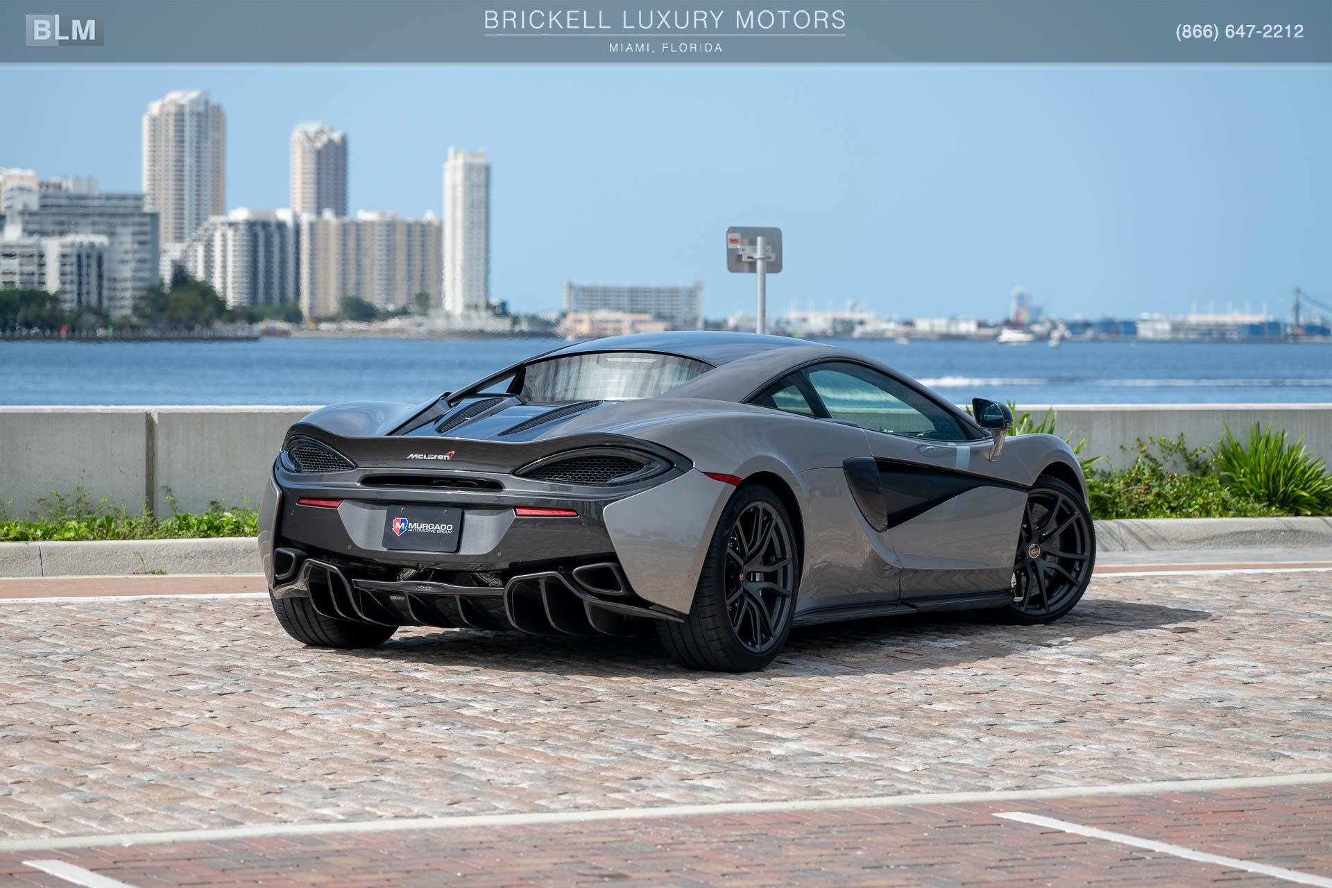 Used 2018 McLaren 570S Coupe RWD image 4