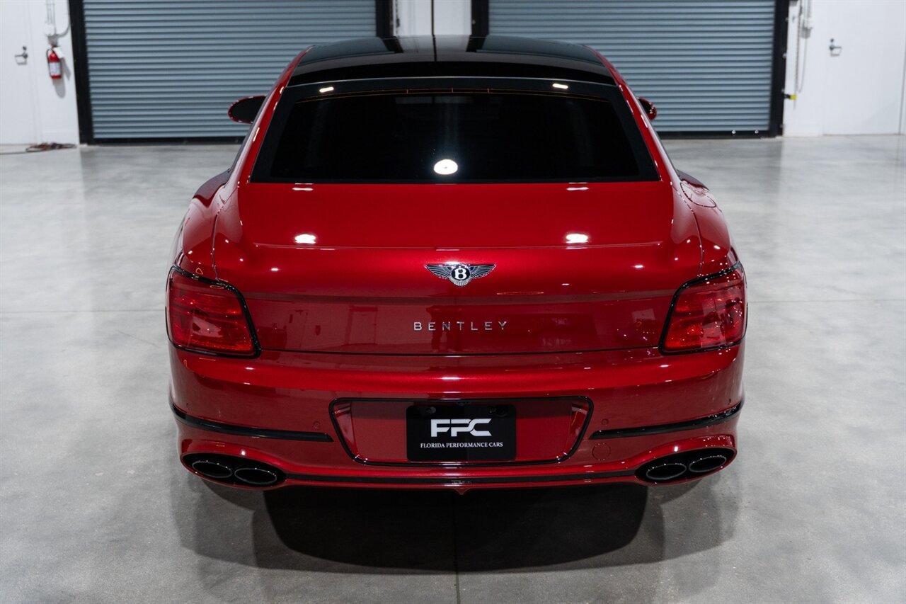 Used 2022 Bentley Flying Spur V8 image 5