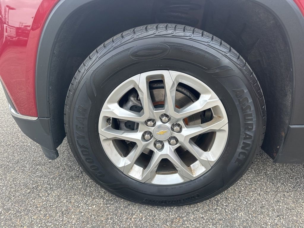 Used 2021 Chevrolet Traverse LT AWD/4WD image 39