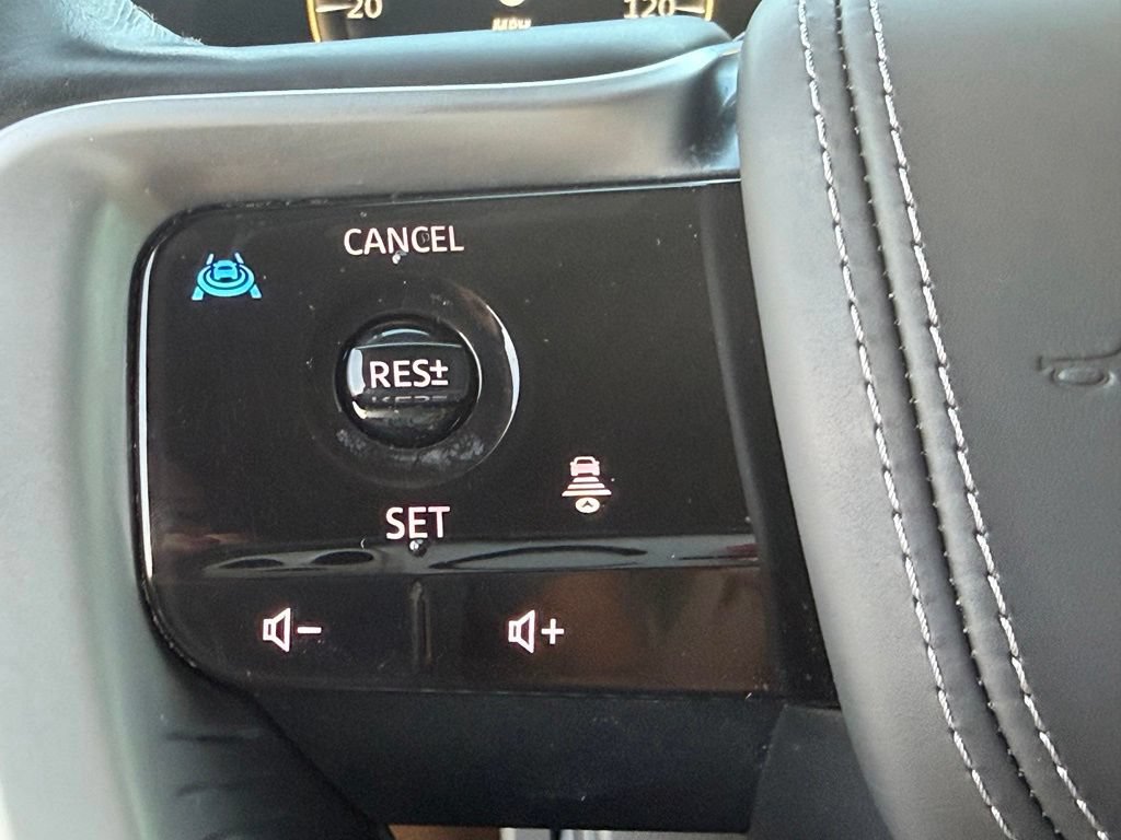 Used 2025 INFINITI QX80 Sensory AWD/4WD image 35