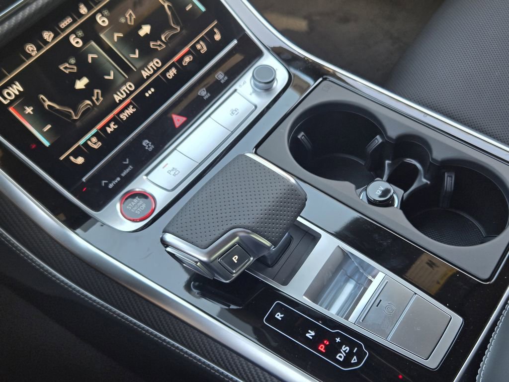 New 2026 Audi SQ8 Premium Plus image 23