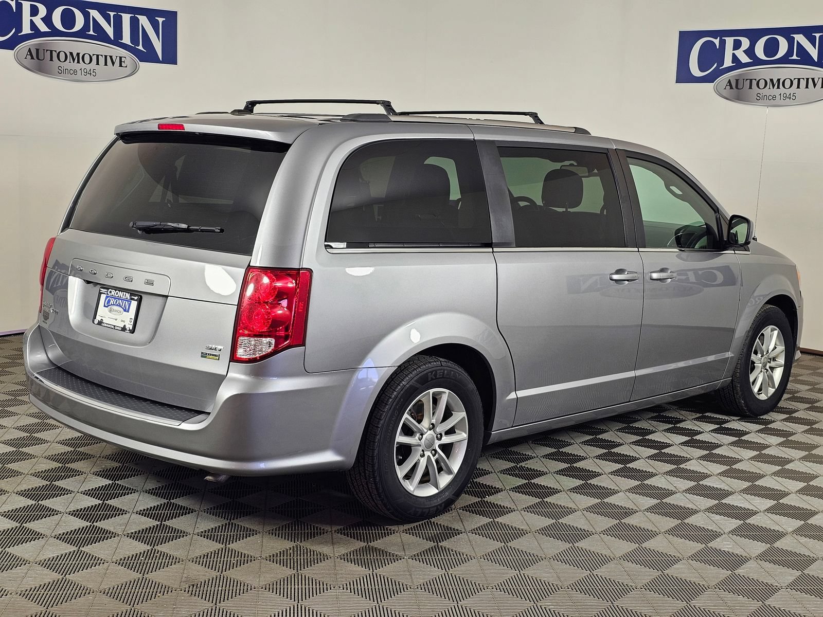 Used 2019 Dodge Grand Caravan SXT FWD image 31