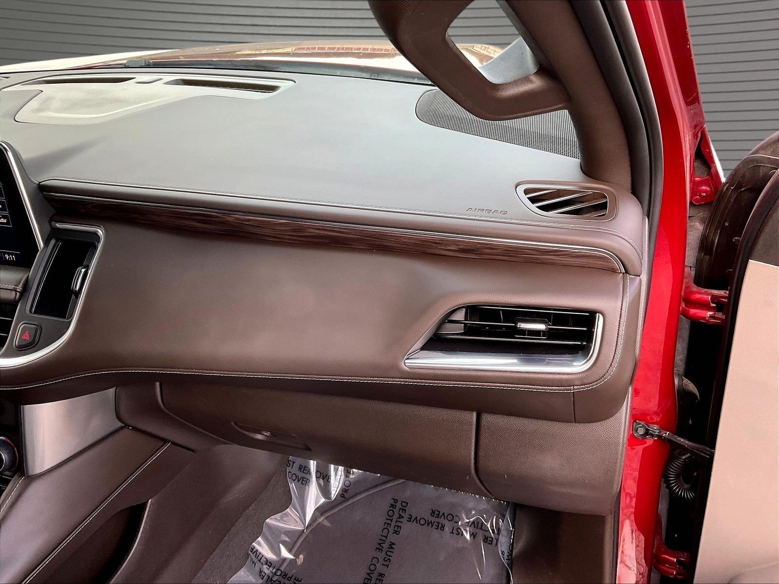 Used 2021 Chevrolet Tahoe Z71 AWD/4WD image 25
