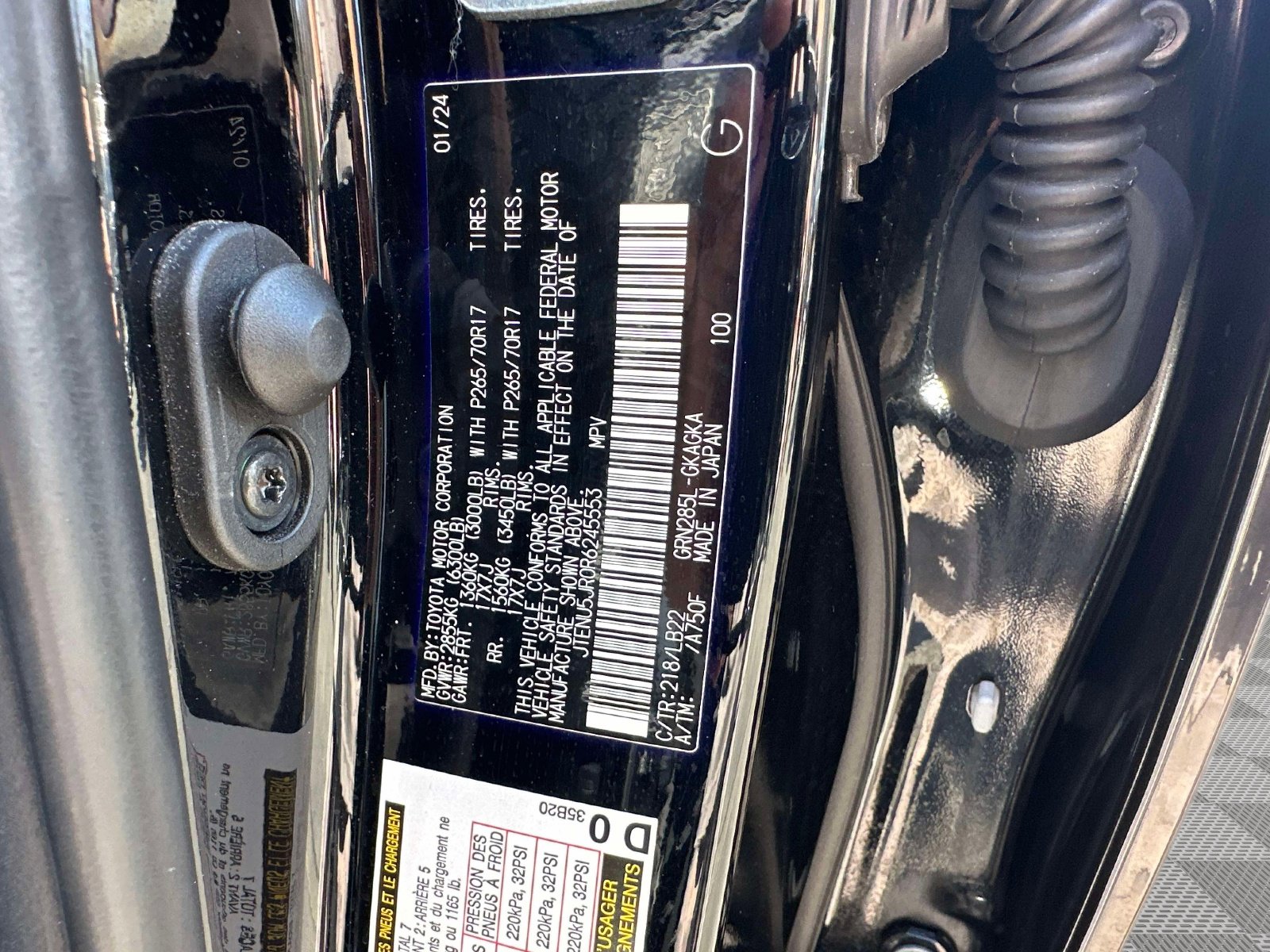 Used 2024 Toyota 4Runner SR5 Premium w/ Moonroof Package image 36