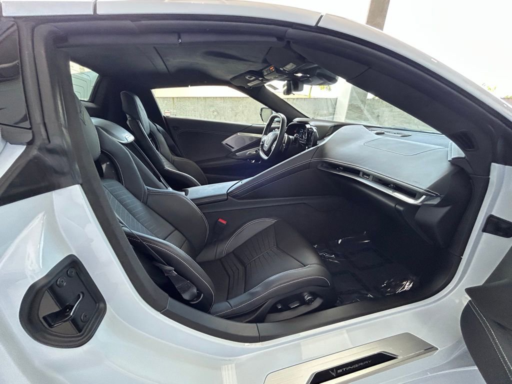 Used 2024 Chevrolet Corvette Stingray Premium Conv w/ Battery Protection Package image 42