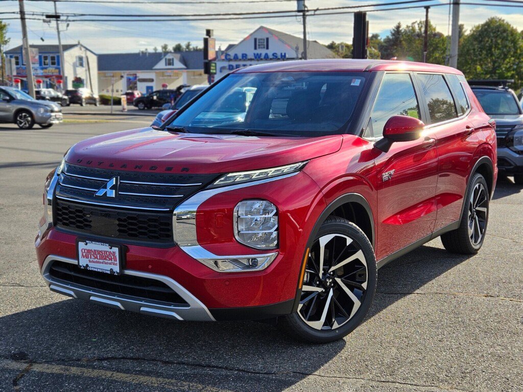 New 2025 Mitsubishi Outlander SE