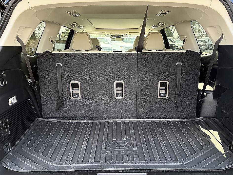 Used 2024 Subaru Ascent Limited w/ Technology Package image 10