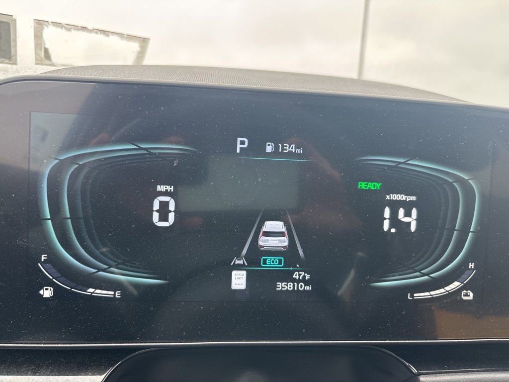 Certified 2023 Kia Niro EX Touring image 9