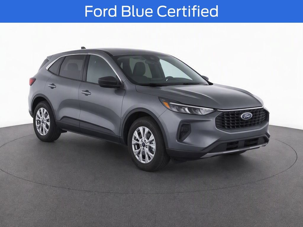 Used 2024 Ford Escape Active AWD/4WD image 2
