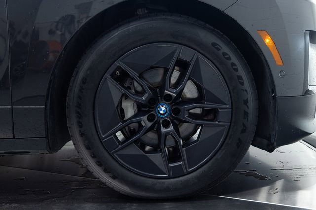 Certified 2023 BMW iX xDrive50 w/ Premium Package image 27