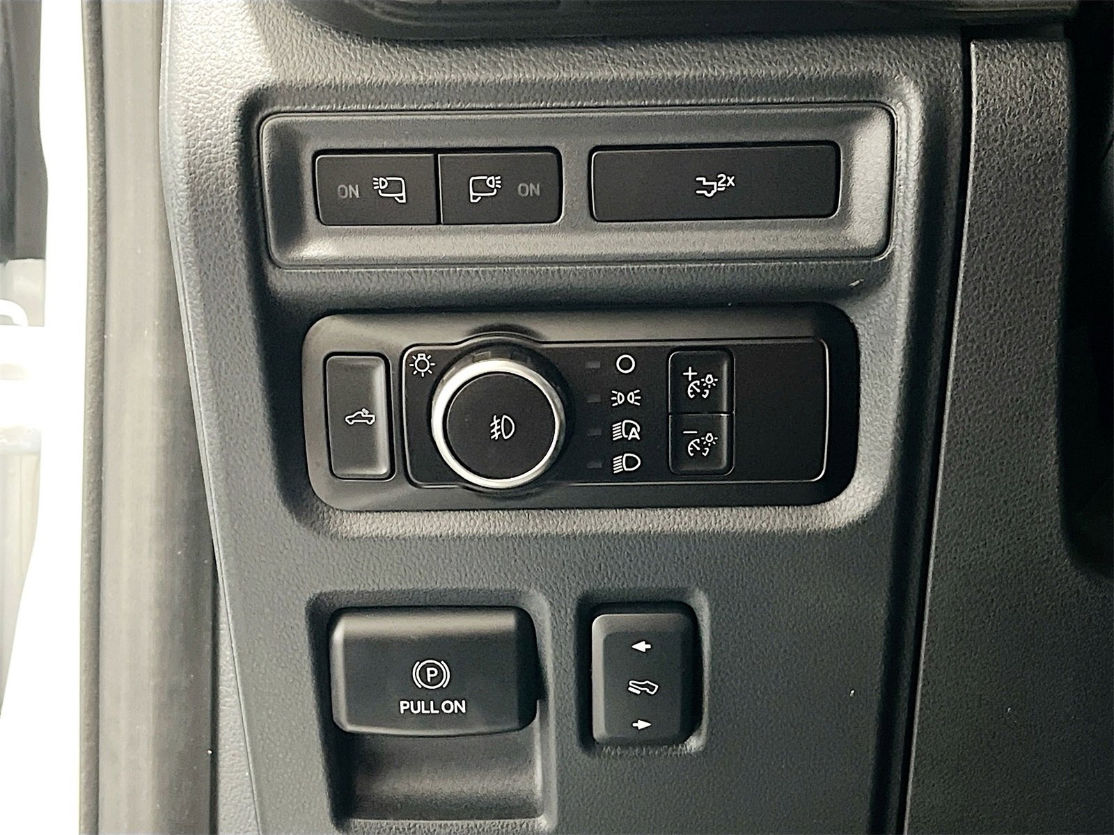 Used 2023 Ford F150 XLT w/ Equipment Group 302A High image 10