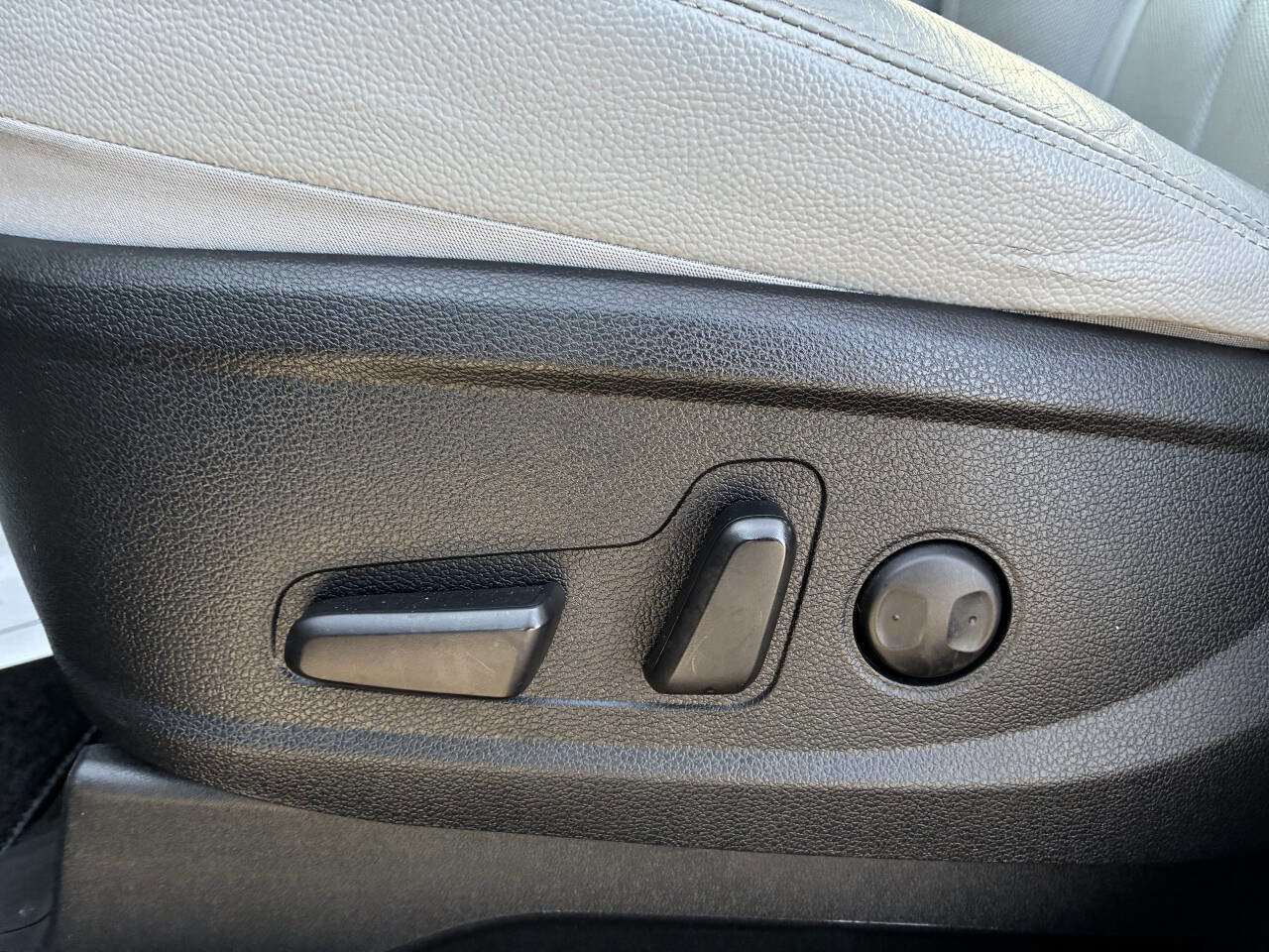 Used 2021 Hyundai Palisade SEL w/ Premium Package image 23