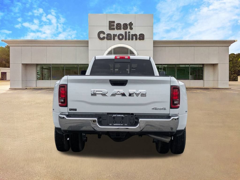New 2026 RAM 3500 Tradesman AWD/4WD image 4